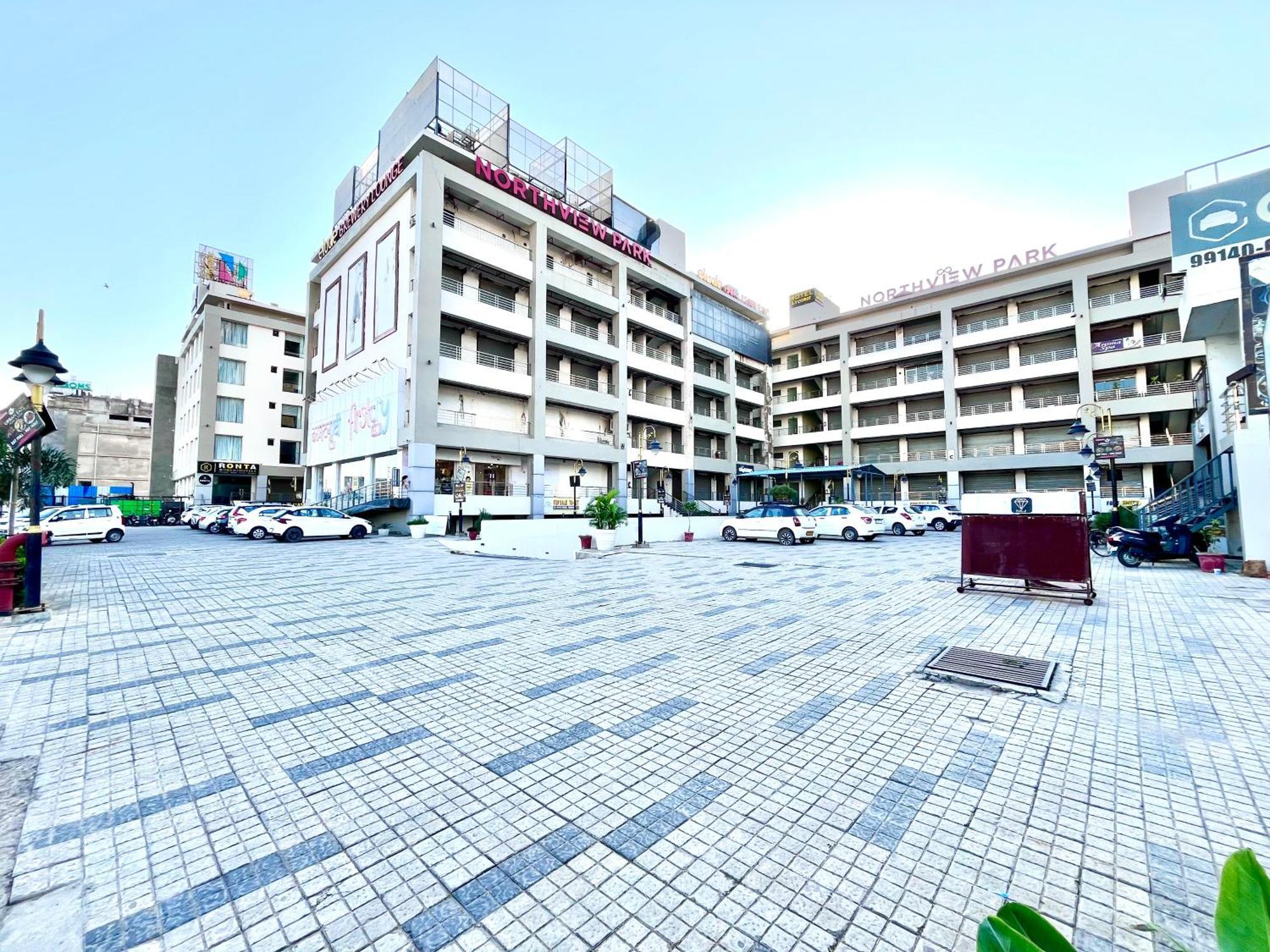 Hotel Northview Park By Lycoris !! Top Rated & Most Awarded Property In Tricity Zirakpur Eksteriør bilde