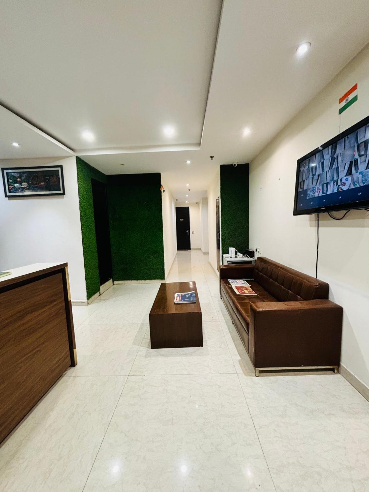 Hotel Northview Park By Lycoris !! Top Rated & Most Awarded Property In Tricity Zirakpur Eksteriør bilde
